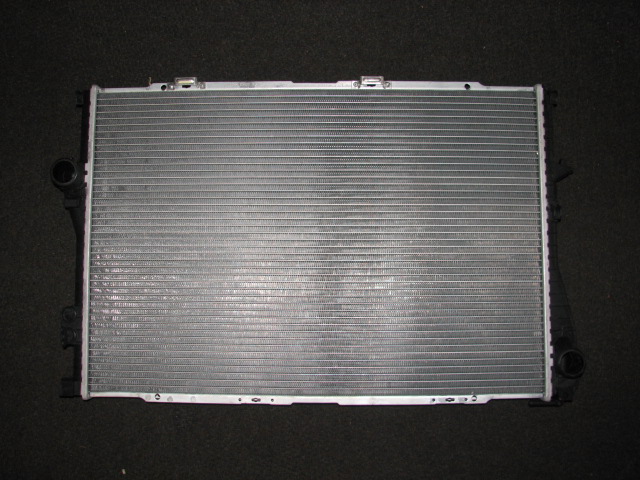 lexus-v8-radiator